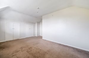 Bedroom- click for photo gallery
